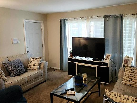 2nd image of 15041 Dobson Ave