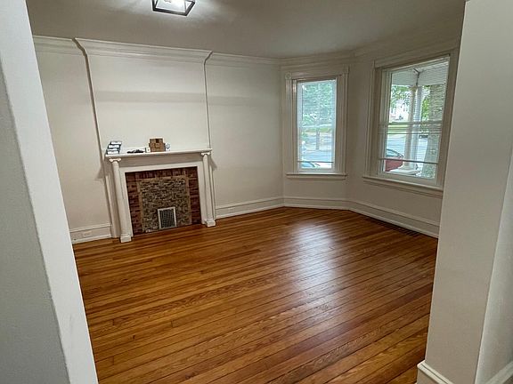 3rd image of 1501 Delaware Ave #1