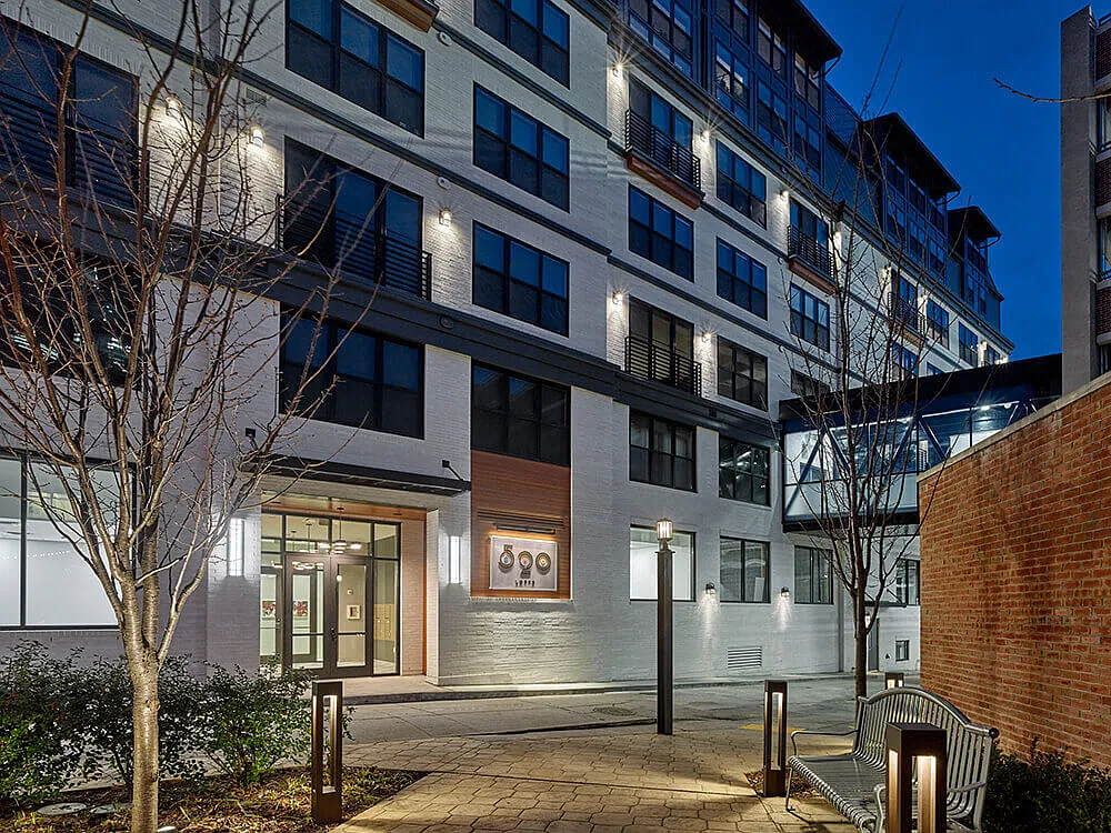 520 Lofts — Photo 2