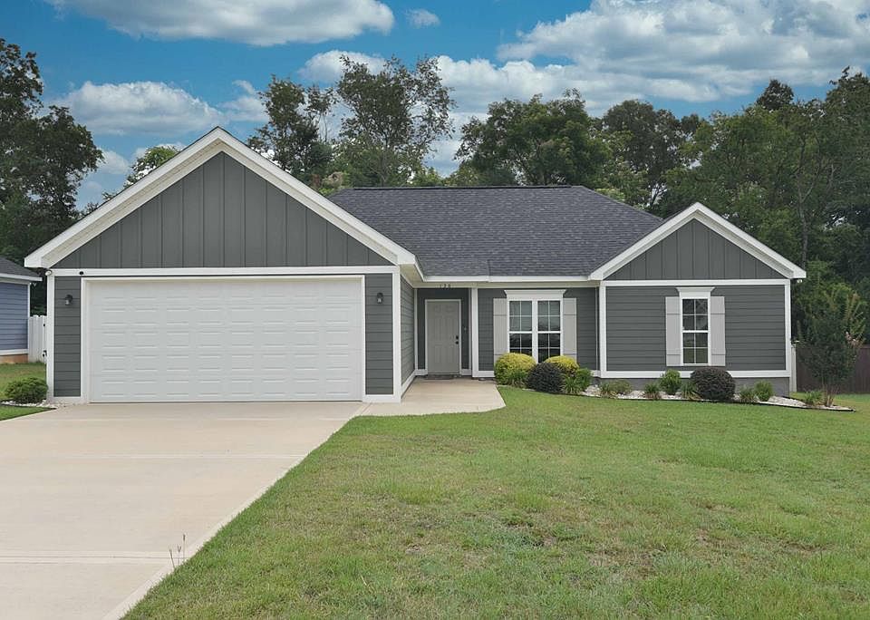 1st image of 136 Hillridge Dr