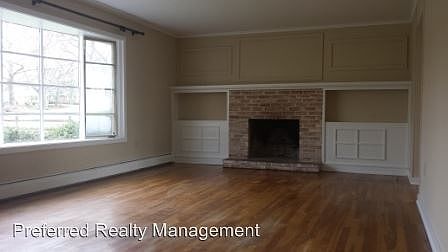 2nd image of 6 Meadowbrook Ln