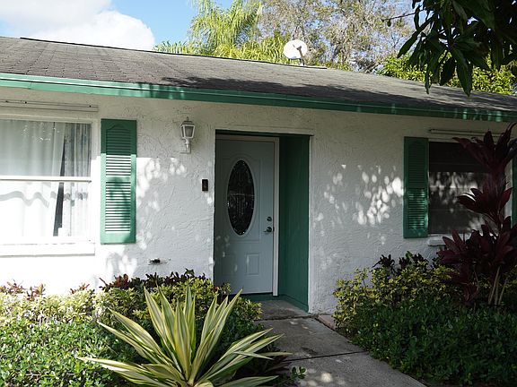 4th image of 5805 BOSQUE Lane