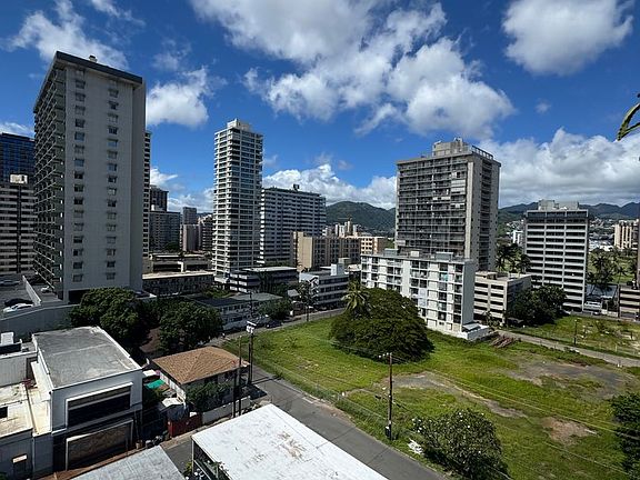 2nd image of 222 Liliuokalani Ave APT 1104