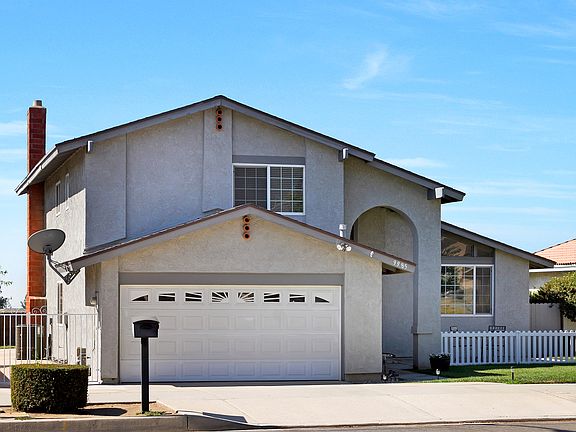 2nd image of 9985 La Vine St