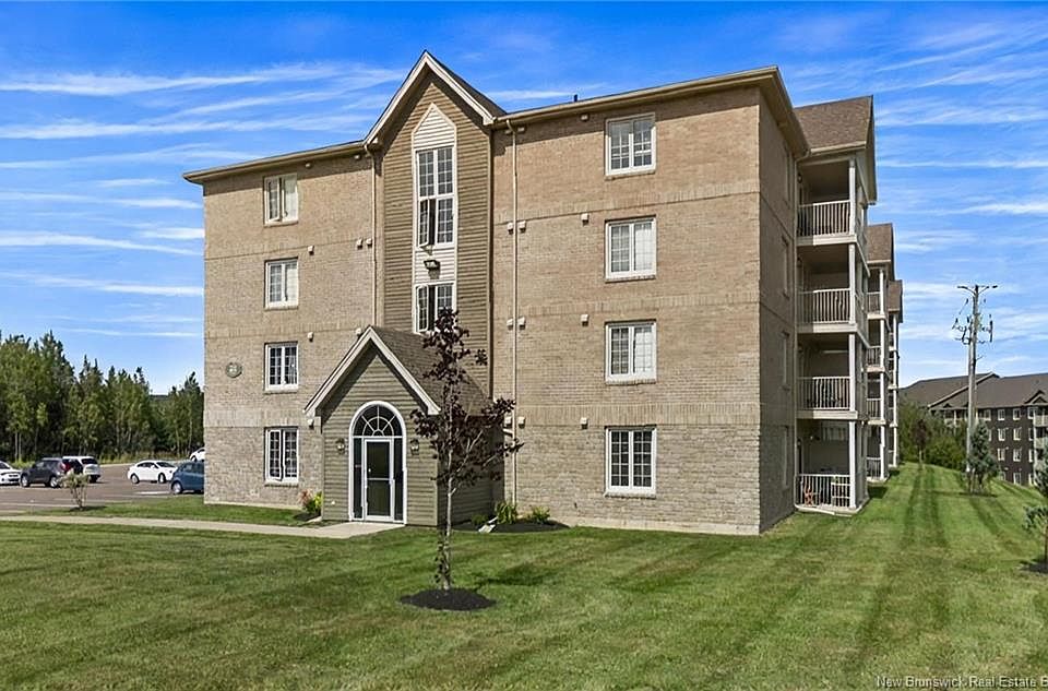 1st image of 65 Diamond Head Ct #402