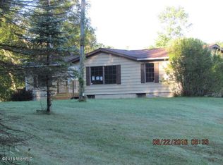 5416 Hill Rd, Bellevue, MI 49021