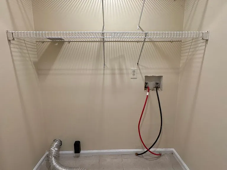 3017 Frontier Ln — Photo 10