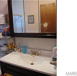 4th image of 3909 Germania St