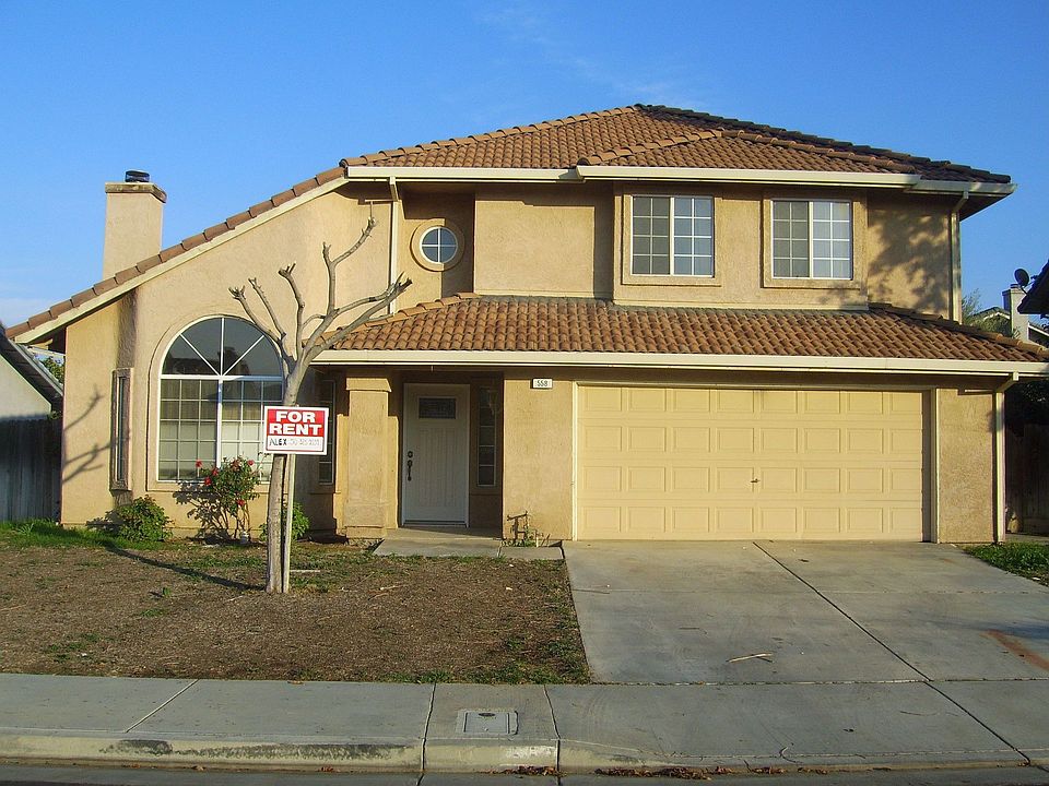 1st image of 558 Elmwood Dr