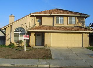 558 Elmwood Dr, Los Banos, CA 93635