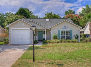 1914 Armory Dr, Mount Pleasant, SC 29466