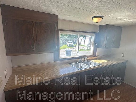 4th image of 44 Pheasant Hill Trailer Park