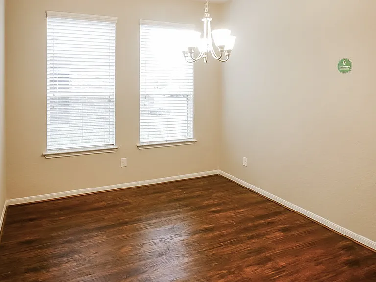19011 Woodland Leaf Ln — Photo 6