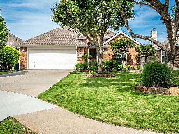 3rd image of 12119 Cardinal Creek Dr