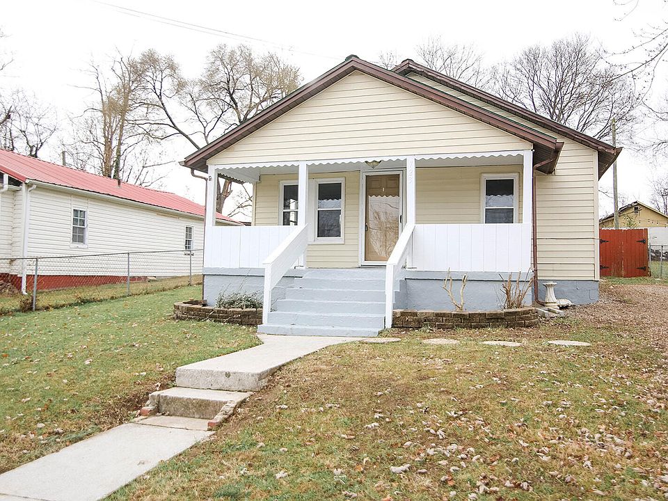 1st image of 723 W Louise Ave
