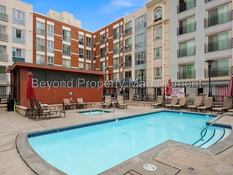 450 J St #7171 — Photo 14