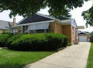 10133 S Central Park Ave, Evergreen Park, IL 60805