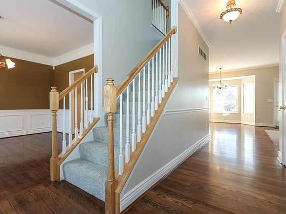 3rd image of 5158 Farmridge Way