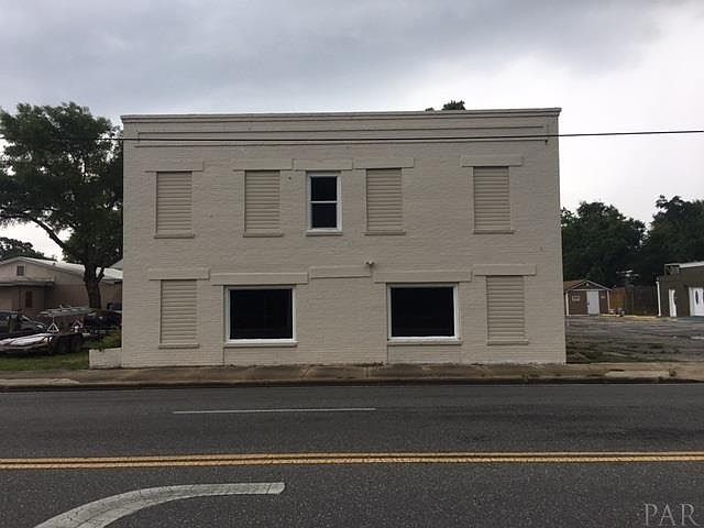 1st image of 310 S Pace Blvd
