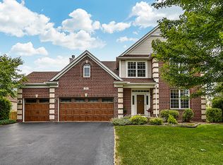 2757 Plante Rd, North Aurora, IL 60542