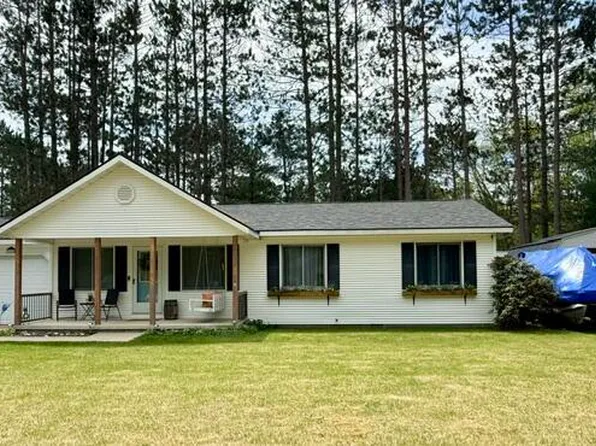 3175 W Maplehurst Dr, Roscommon, MI 48653