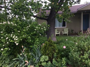 413 W 12th St, The Dalles, OR