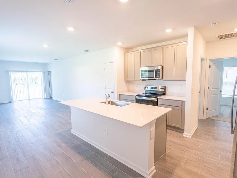 720 Trotters Dr — Photo 16