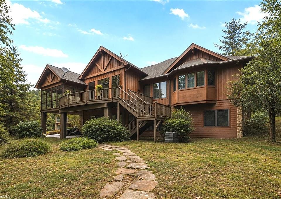 1st image of 621 Crystal Bay Dr