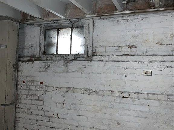 5th image of 5914 Madison Ave
