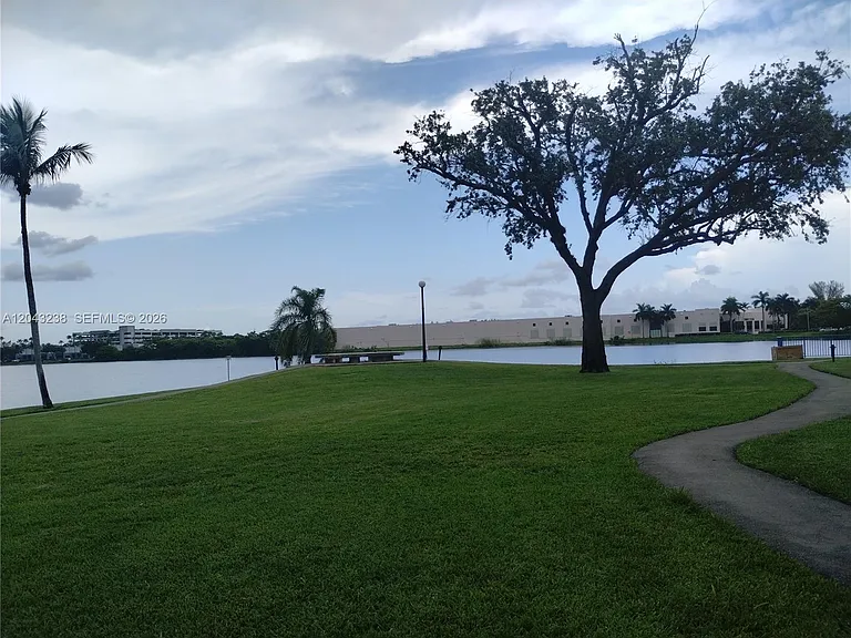 15509 Miami Lakeway N #102 — Photo 4