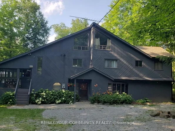 2085 Crystal Lake Rd, Trent Lakes, ON K0M 2A0