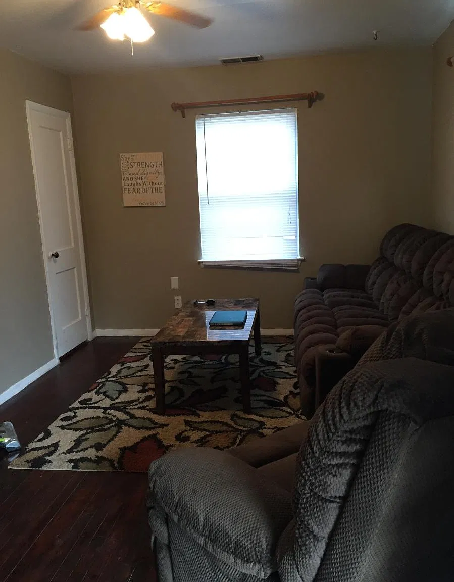 2424 SW Shunga Drive — Photo 3