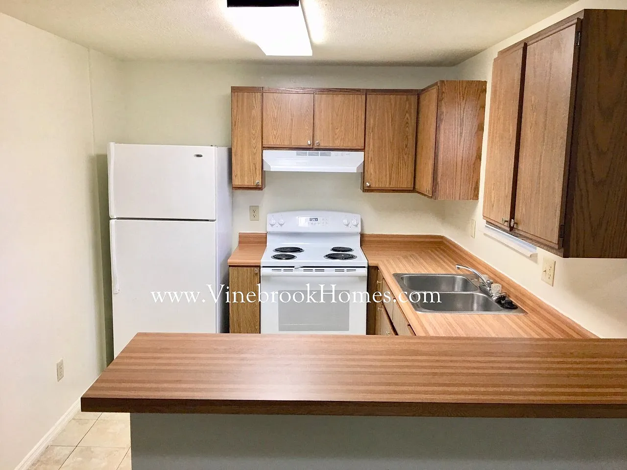 8225 Schoolgate Drive — Photo 2