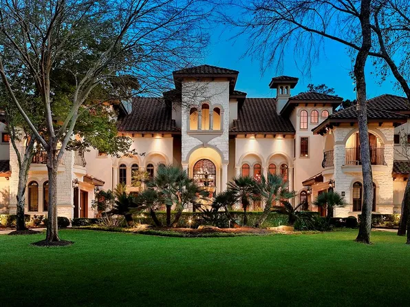 19 Hepplewhite Way, Spring, TX 77382