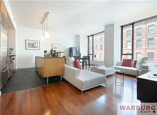 Rented by Warburg | media 9