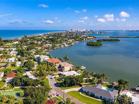5th image of 95 Harbor Dr