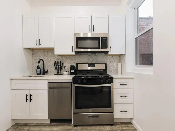 320 Central Avenue image 10 of 28