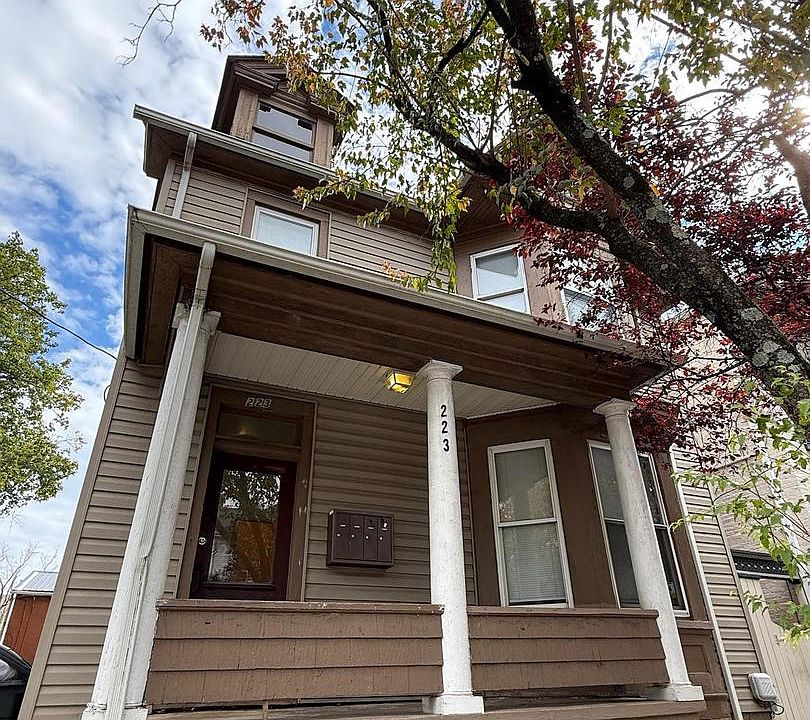 1st image of 223 N Maple Ave