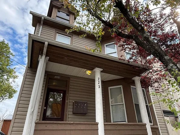 223 N Maple Ave, Martinsburg, WV 25401