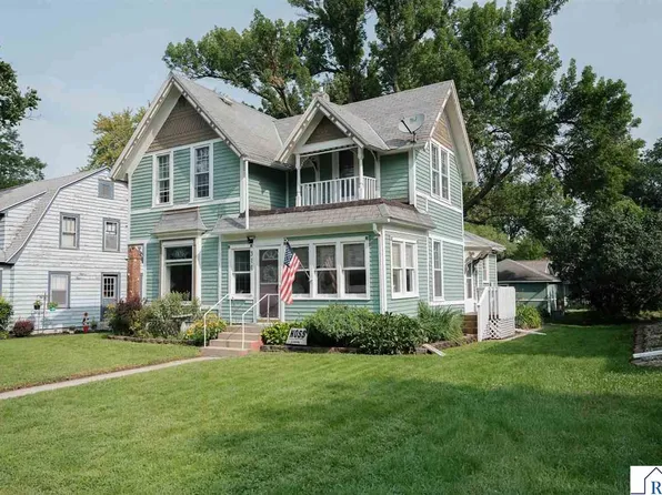 316 W 5th St, Blue Earth, MN 56013
