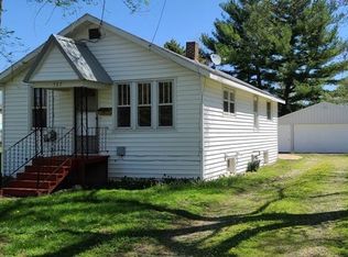 327 S Walker St, Bronson, MI 49028