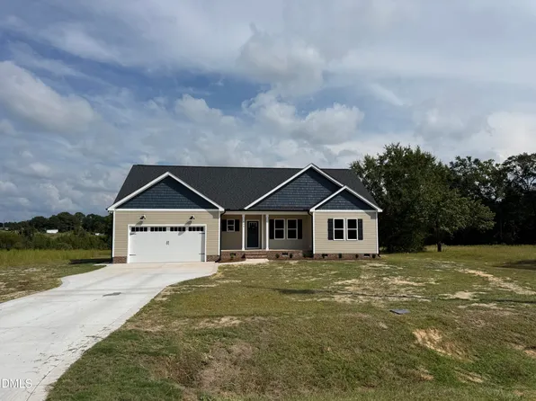 430 Chic Ennis Rd, Coats, NC 27521