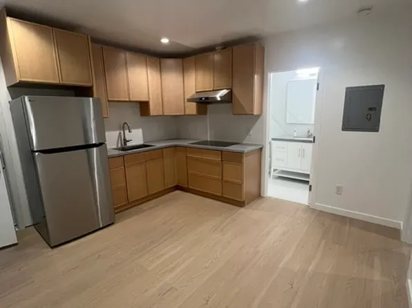 818 Brussels St #A, San Francisco, CA 94134