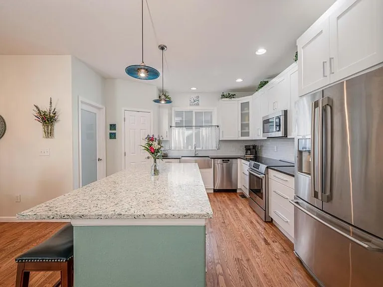 4220 Ravenna Pl — Photo 14