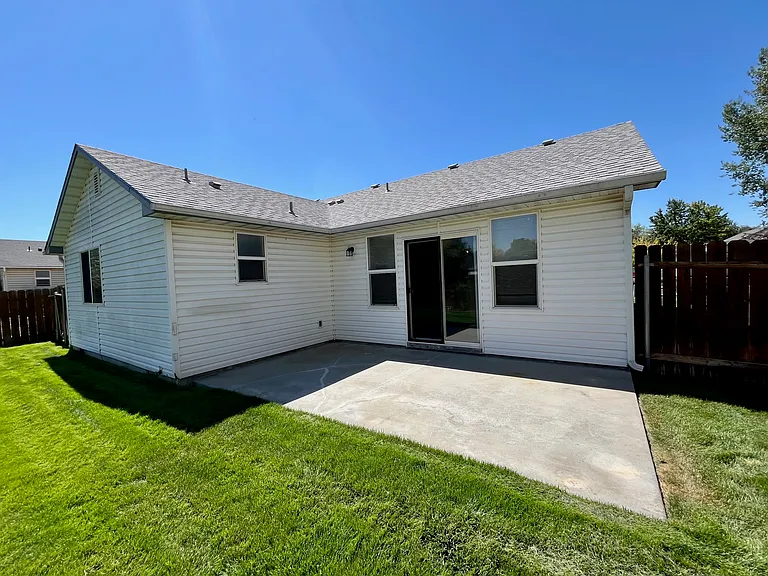 16426 N Asbury Dr — Photo 29