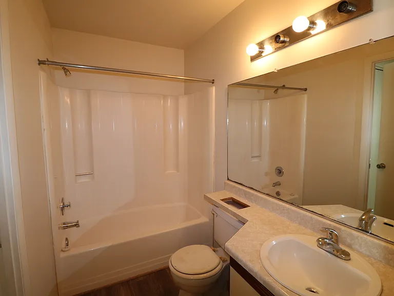4155 Thalia Station Cir — Photo 10