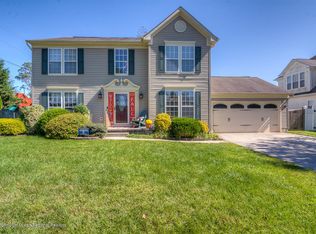 1 Butternut Ln, Bayville, NJ 08721