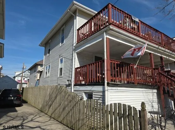 7 N Nashville Ave, Ventnor, NJ 08406