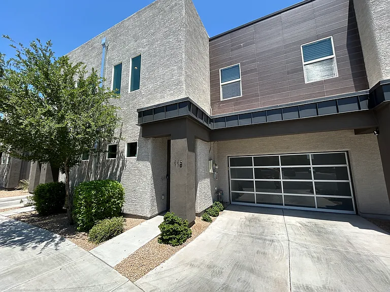 2315 E Pinchot Ave #115 — Photo 5