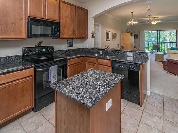 4th image of 2152 Portofino Pl #29-0293